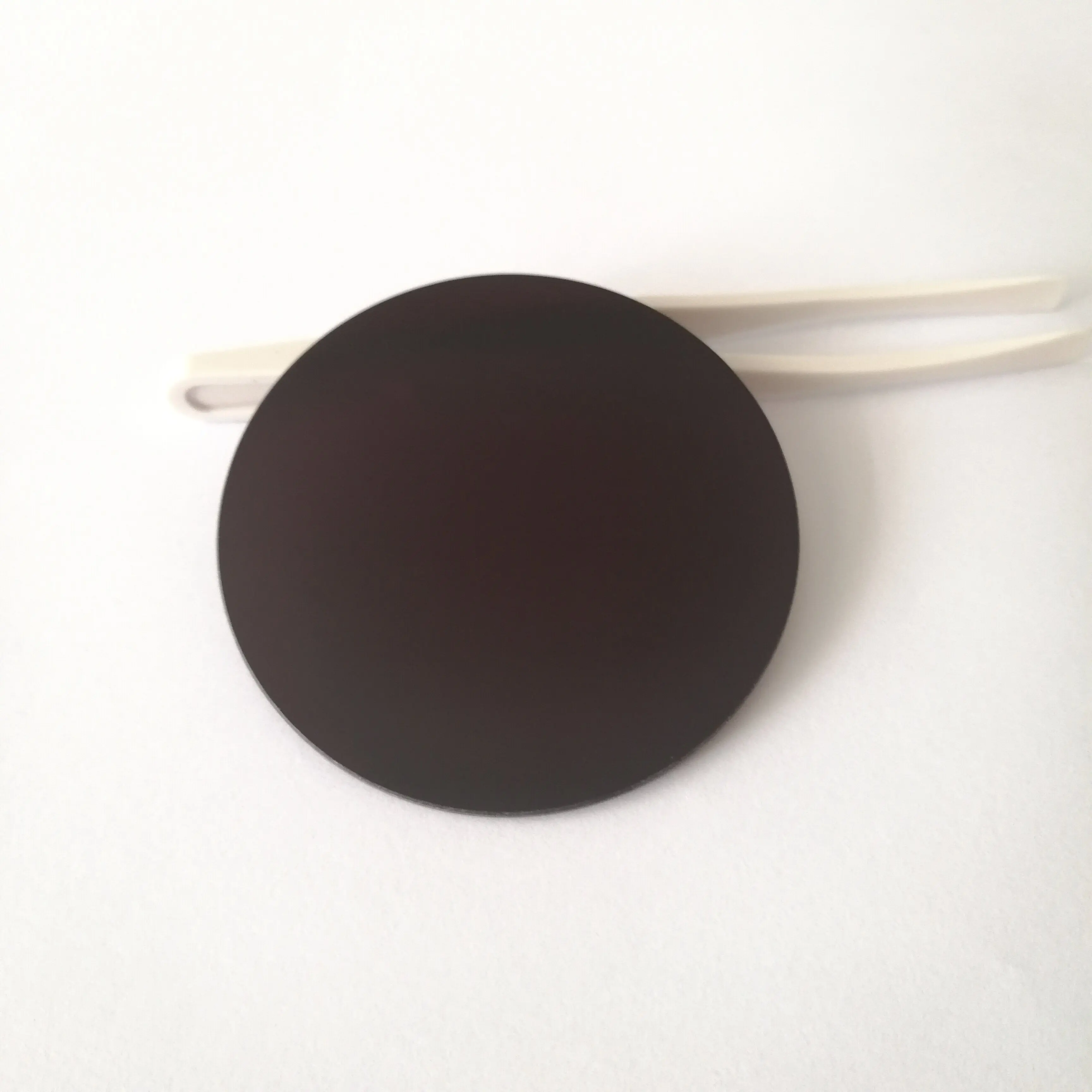HWB800 Ir 패스 필터 RG800 검정색 유리 필터 가시광선 차단 원형 및 사각형 크기 두께 2mm/3mm