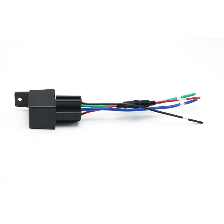 CJ720cj730 relay GPS locator tracker motorcycle anti-theft 2G 4G car positioning