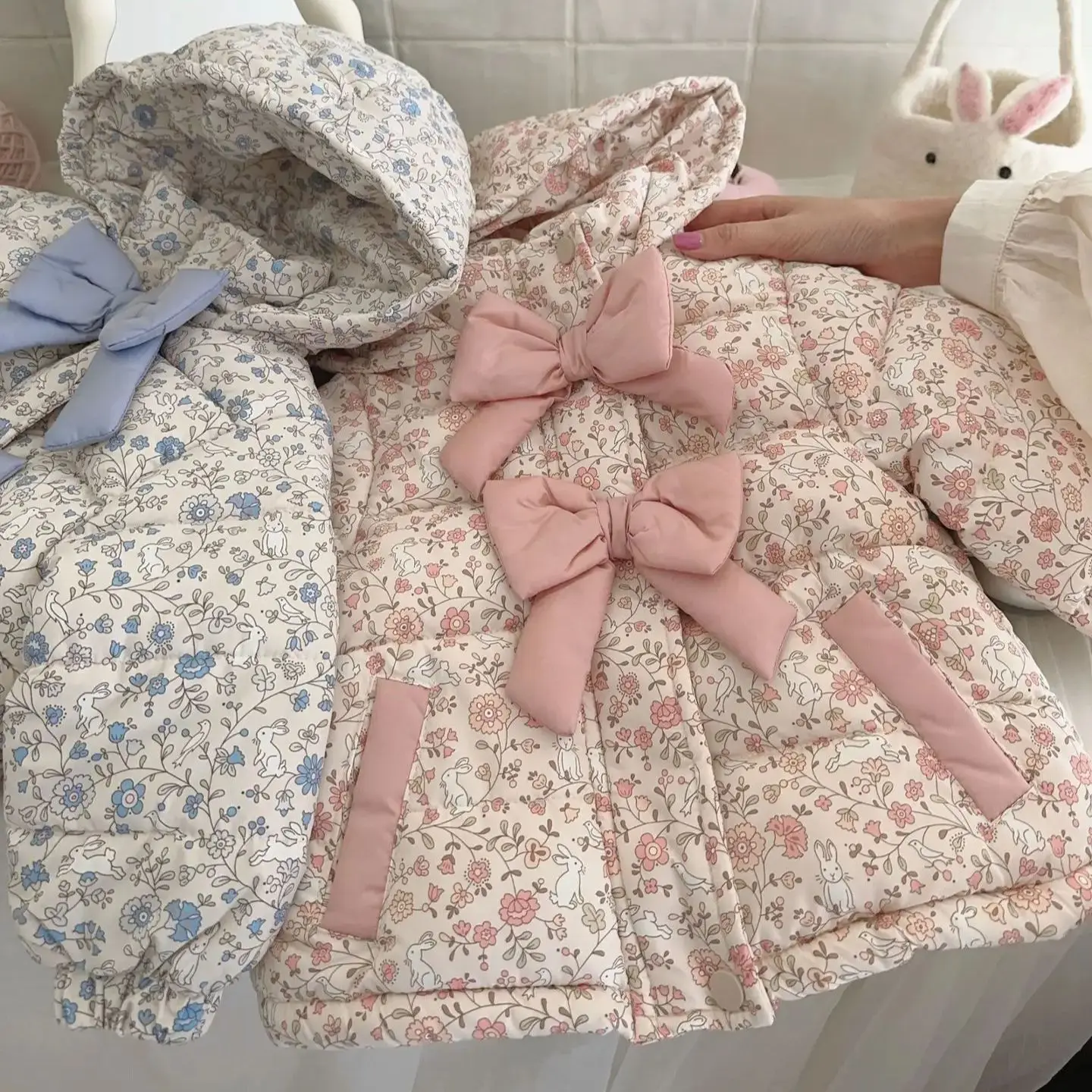Children Jackets Girls Coat Cute Baby Girls Floral Print Cotton Padded Coat Winter Thick Warm Bow Hooded Coat Toddler Girls Quilted Jacket Outerwear