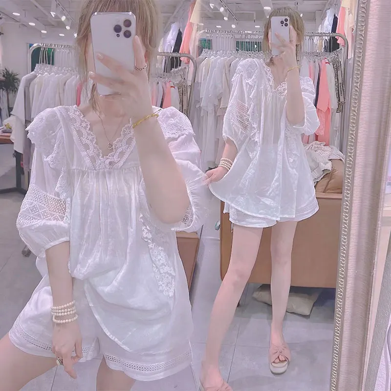 

XL-4XL Plus Size Lace Patchwork Women Chiffon Thin Blouse Short Sleeve White Shirt Sunscreen Clothes Large Size Tops Blusas
