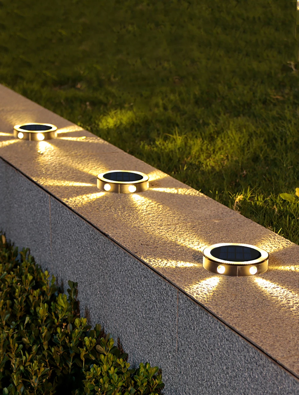 Description Picture 3 of itemSolar Underground Lights Bear Paw Shape LED Outdoor Garden Landscape Floor Lamp for Lawn Pathway Yard Walkway Vegetable Patch