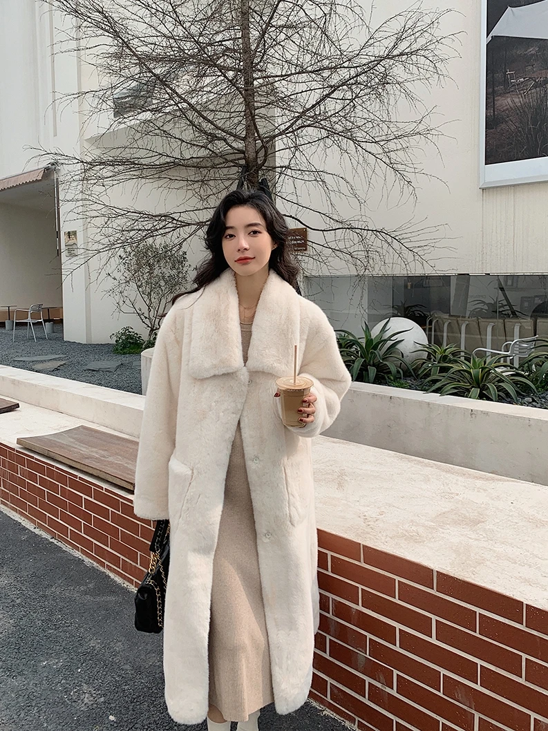 Mid Length Lamb Wool Coat For Women In 2023 Winter New Korean Version