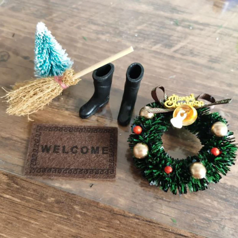 Mini Christmas Garland Wreath Christmas Hat Scarf Dollhouse Decor Miniature Christmas Tree Best Gift for Kids Furniture Toys 3