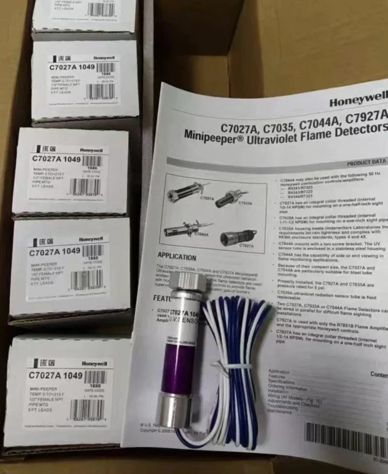 New original Flame detector C7027A 1049 Flame UV probe detector (2-wire)