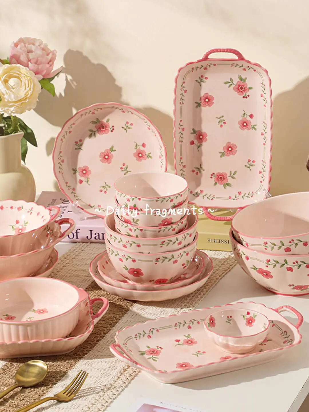 LingAo - tigela de cerâmica vitrificada vermelha de alto nível de  aparência, tigela de sopa, conjunto doméstico de talheres de prato de peixe, image size:1080x1440