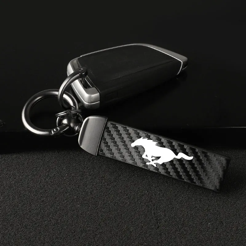 

Высококачественный автомобильный брелок из углеродного волокна Кожаный Автомобильный Брелок-держатель для Ford mustang GT 2023 2022 2021 2020 2019 2018 2017 2016