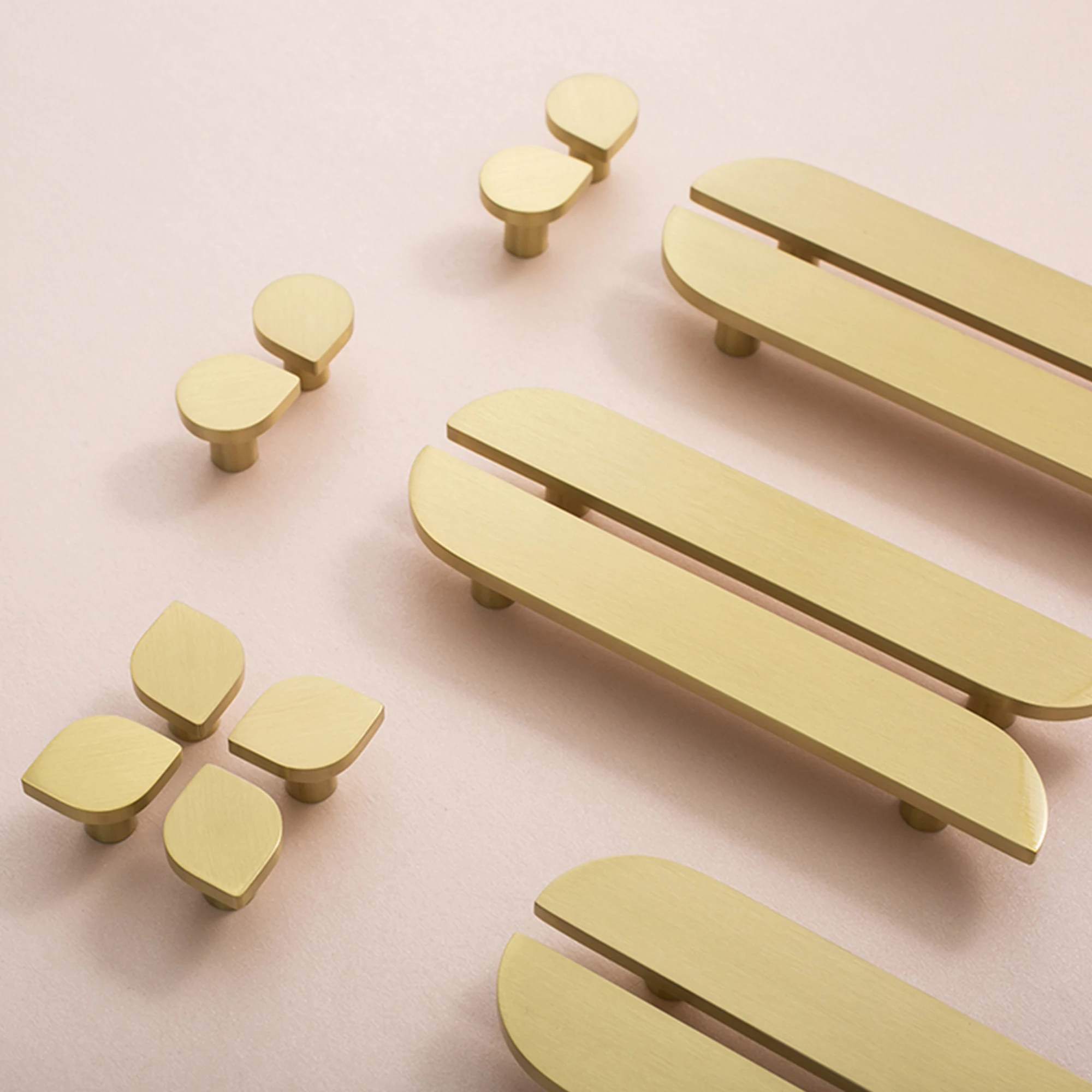 MFYSCreativeHandlesforFurnitureGoldLightLuxuryWardrobePulls