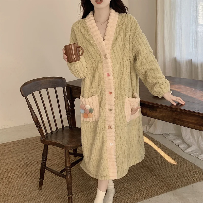 Casual New Winter Night robe Women Loose Warm Coral Fleece Robe Night Wears Nightgown Female Flower Home Clothes