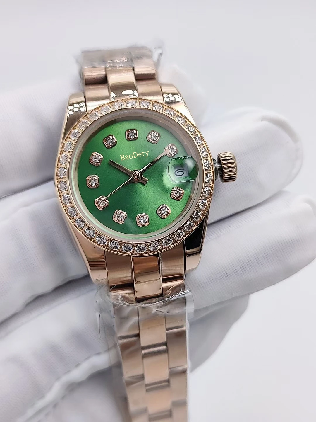Stylish Women's Watch with 26mm Diamond Watch Case - Boasting Mechanical Movement, Calendar Window, Diamond Strap, & Precise Tim