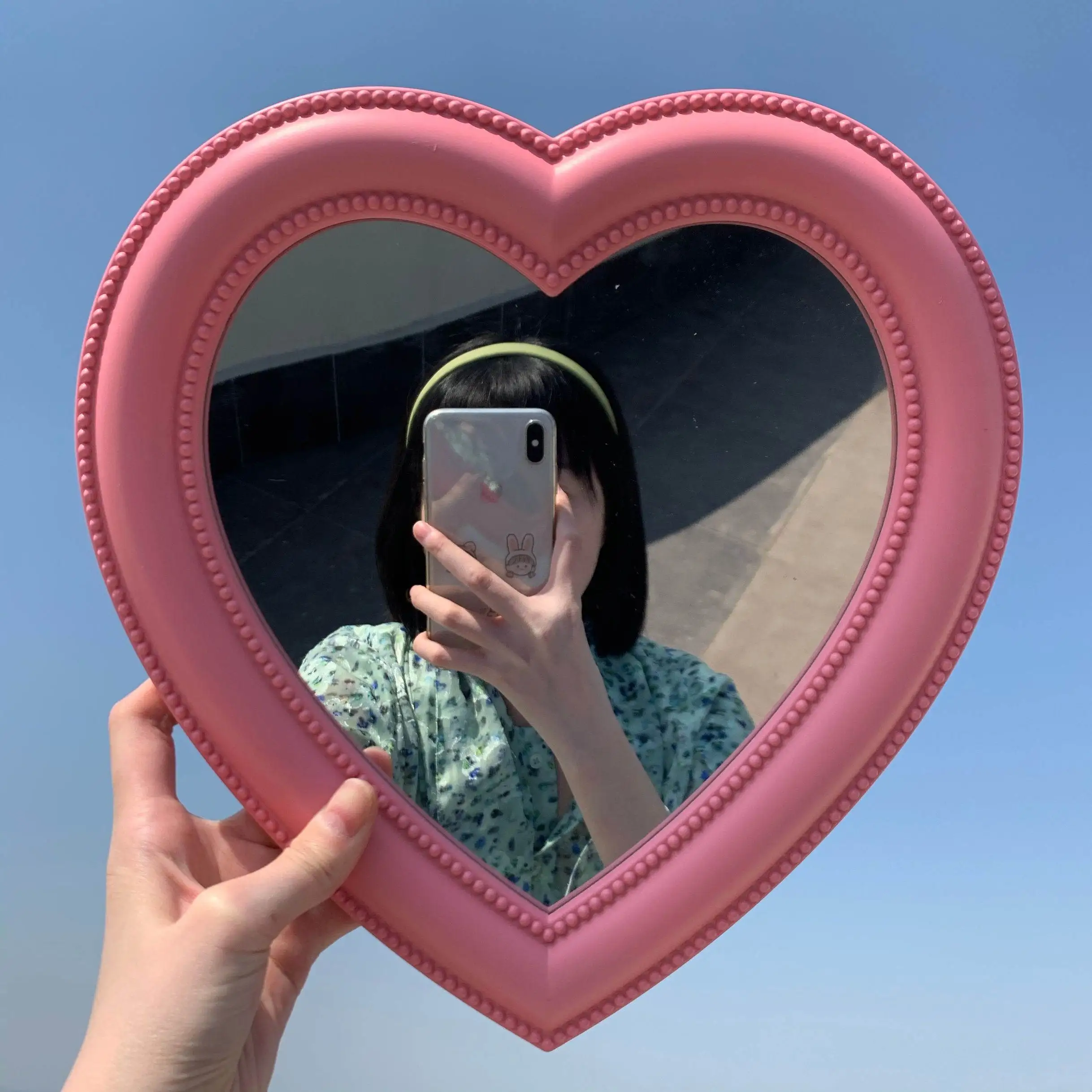 Ins Korean Love Heart Cosmetic Mirror Wall Hanging Dormitory Dressing Pink White Mirror Living Room Decorative Mirrors For Girls cosmetic mirrors