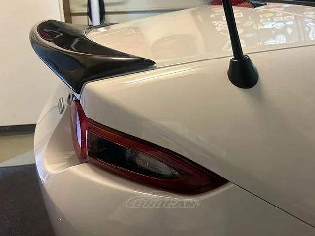 マツダ Miata MX-5（ND）RCタイプリアスポイラーGTウイング-FRP製・未塗装