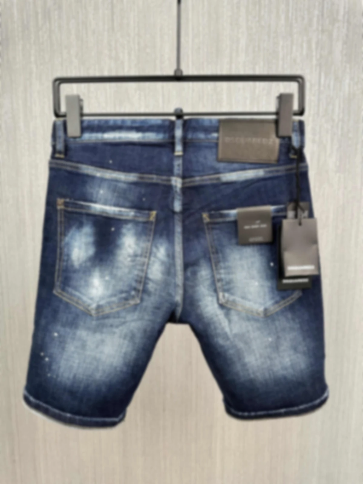 2024 Spring/Summer New D2 Jeans Trendy Men's Washed Worn Hole Patches Painted Slim Fit Micro Elastic denim shorts Men's