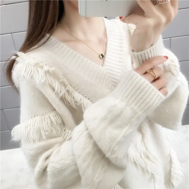 

Women's Sweater 2024 Autumn/Winter New V-neck Solid Color Pullover Fashion Lazy Style Tassel Knit Underlay Fun Off