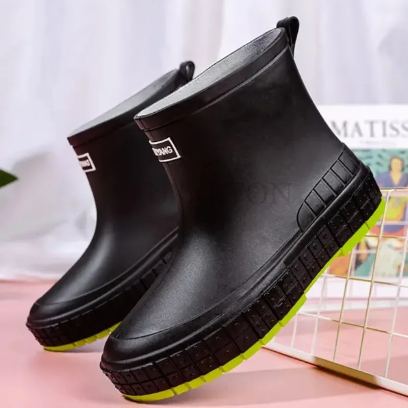 

Woman Rain Shoes Waterproof Rubber Boots Ladies Casual Non-slip Flats Rain Boot Female Insulated Garden Galoshes