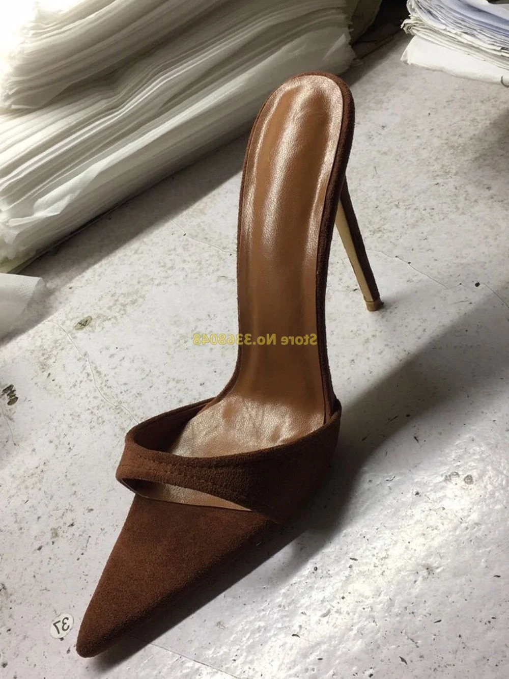 Zapatillas de ante con punta puntiaguda para mujer, zapatos femeninos de tacón de aguja, deslizantes para vestido al aire Color Verde tostado, imagen Real| | - AliExpress