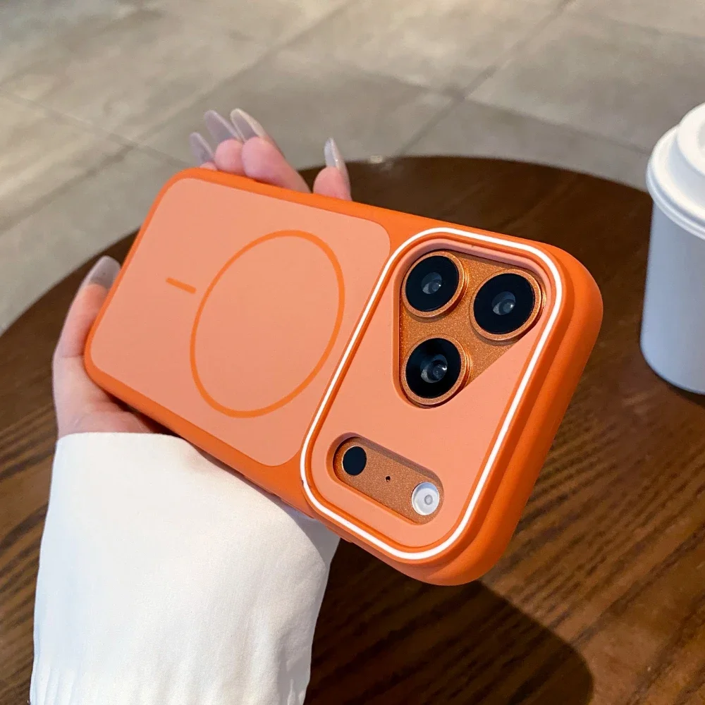 Sleek Dual-Tone Magnetic Phone Case with Large Viewport and Shockproof Back Cover