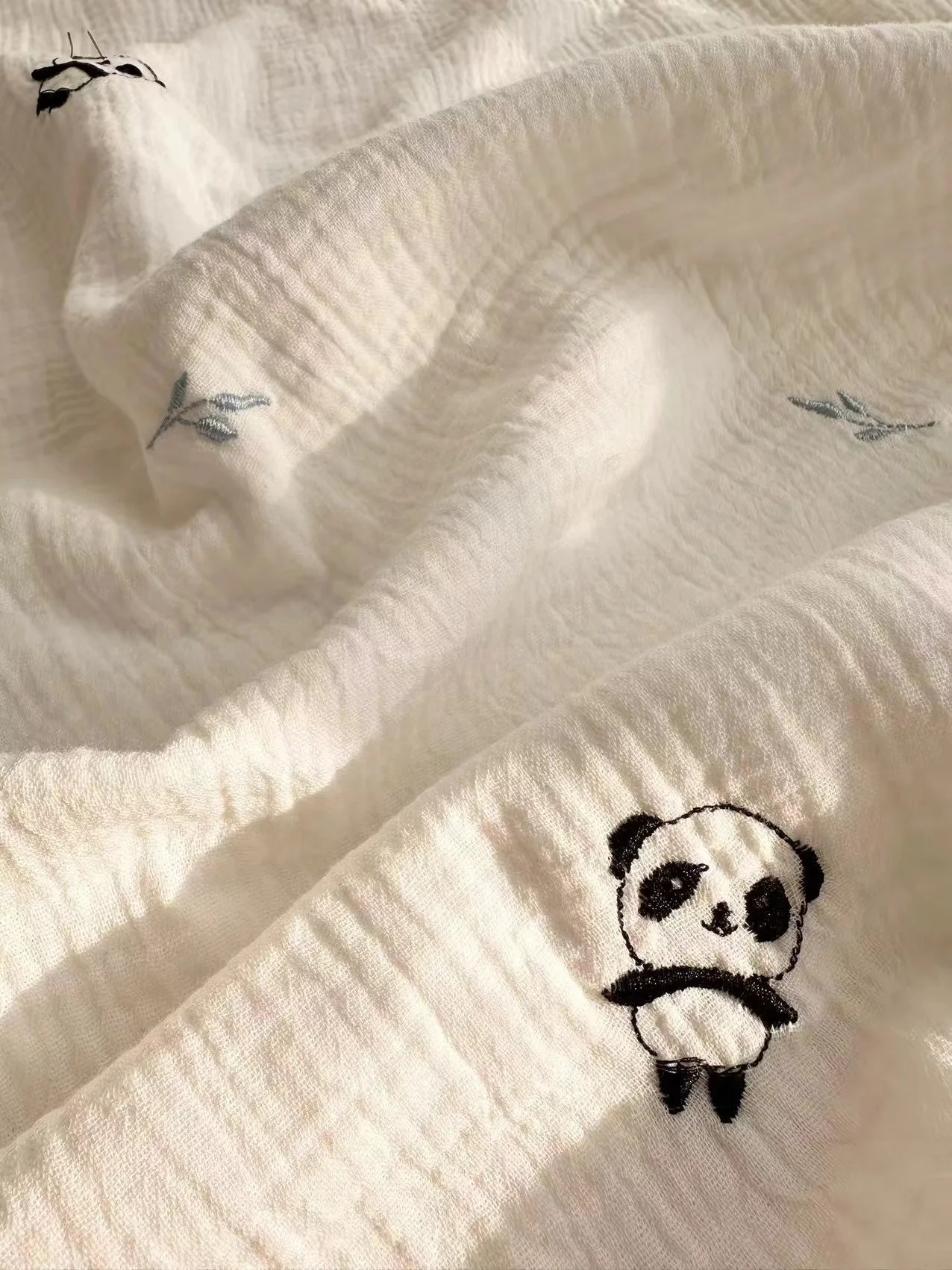 �ε巯�� ���� ������ġ  ��������� ���,  �� ħ��, �ҳ� �ҳ� ��, 4 �� �𽽸�, ����