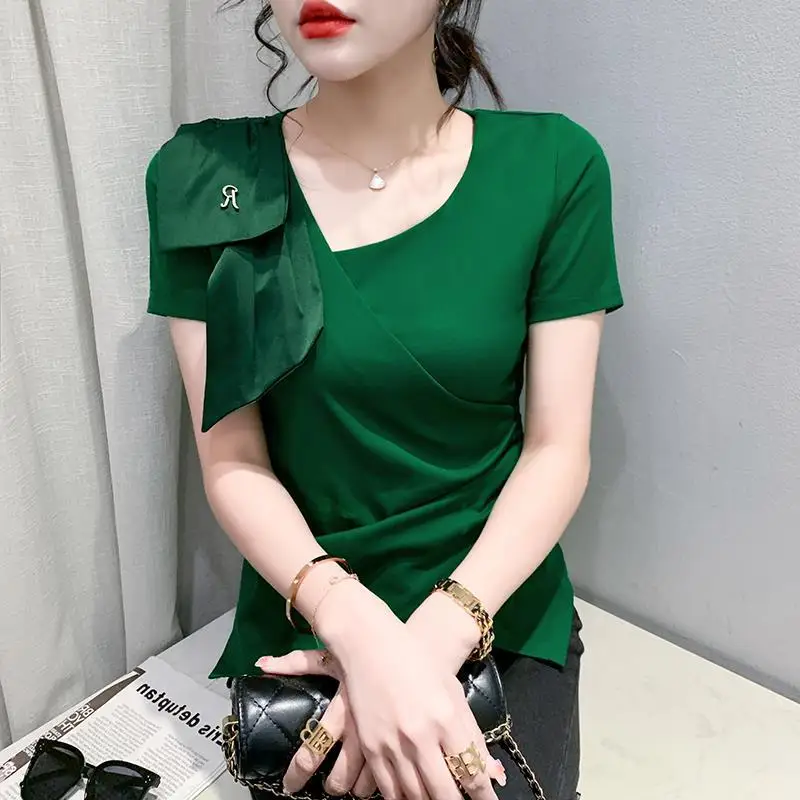 

Spring and Summer 2023 New Top Thread Slim Fit Design Short Sleeve Oblique Shoulder T-shirt Women