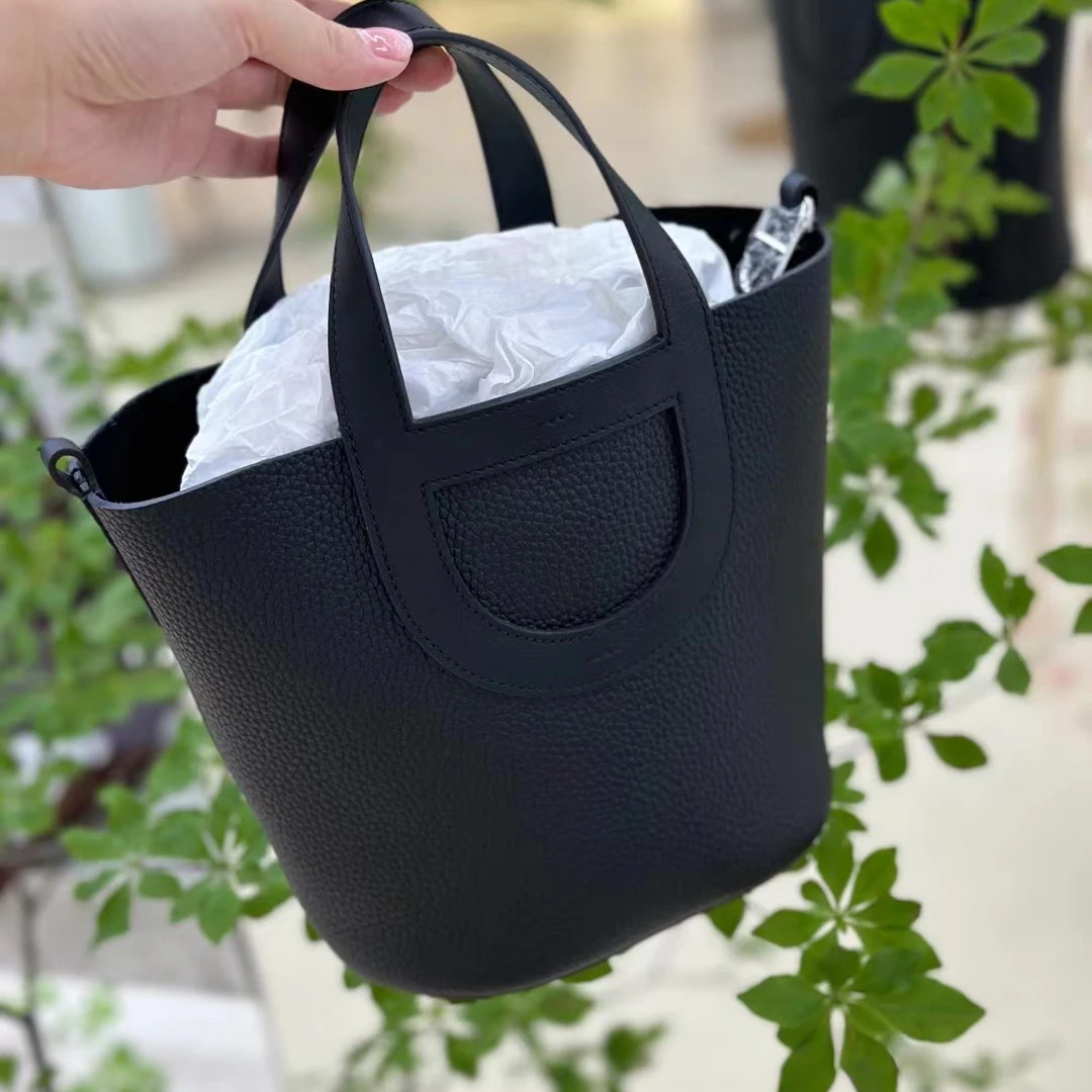 Pig Nose Bucket Bag Better Genuine Leather Vegetable Basket Soft Women's Handbag 2024 New Simple and Fashionable