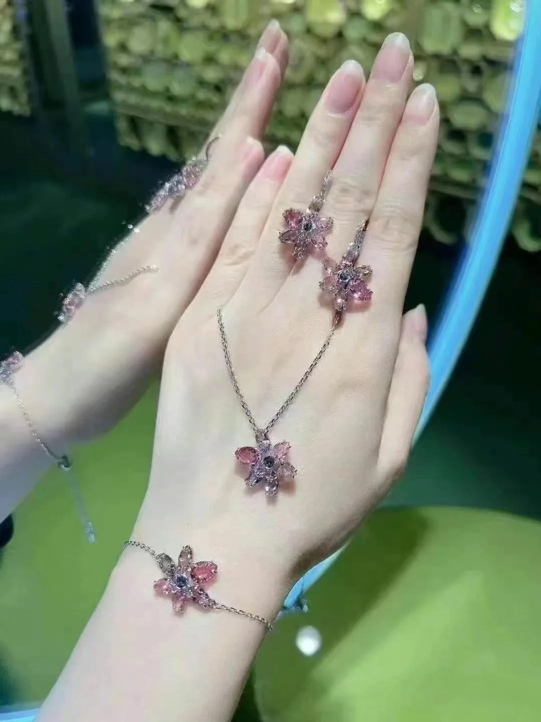 Gema 오리지널 러브 520 시리즈 파인 쥬얼리 부티크 지르콘 크리스탈 쥬얼리, 로고가 있는 럭셔리 로맨틱 선물, 판매 트렌드