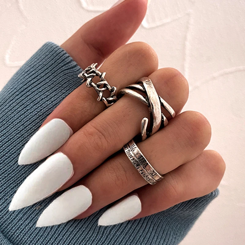 Punk Gothic Heart Ring Set for Women Black Dice Vintage Spades Ace Silver Plated Retro Rhinestone Charm Billiards Finger Jewelry 