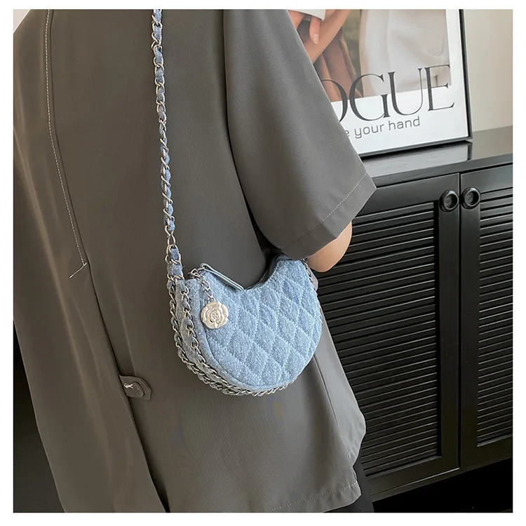 Borsa a tracolla a catena casual da donna trapuntata scozzese in denim di marca di marca Borsa a tracolla Hobos 2023 Trend_voghion.com