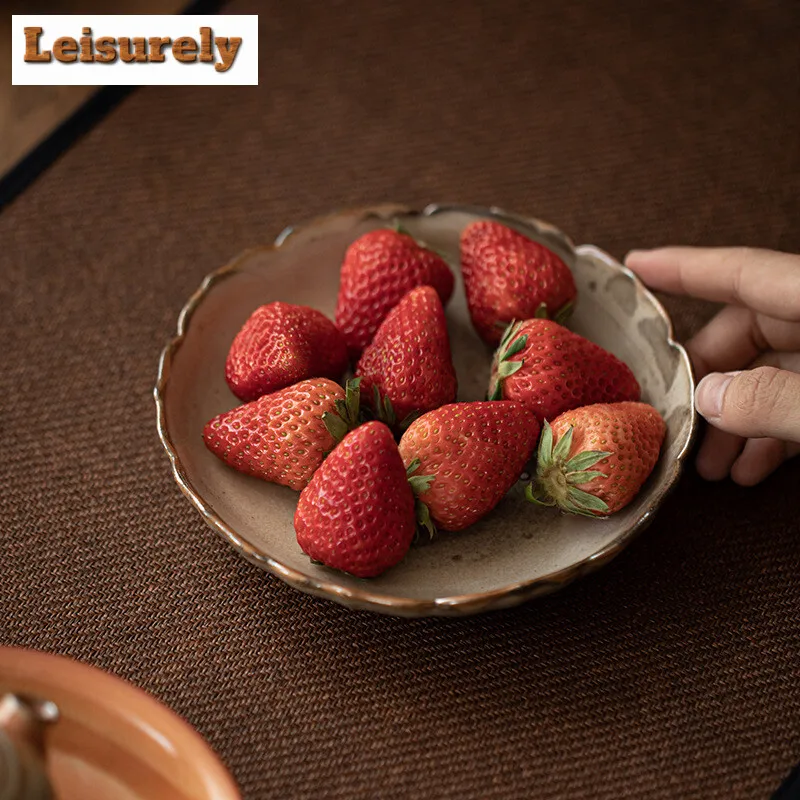 Japanese Zhiye Cat Pot Bearing Holder Wood-fired Porcelain Pot Base Dry Brew Table Tea Tray Fruit Snack Plate Teaware Ornaments