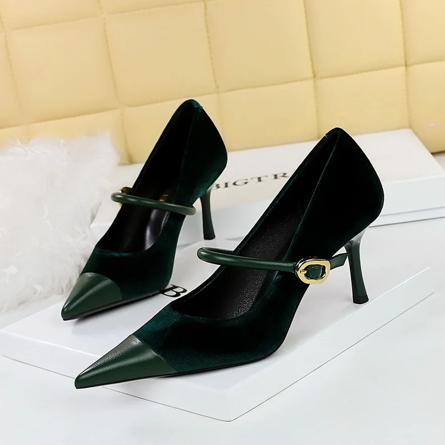 thumbnail image 1 of Zapatos de tacón alto y fino para mujer, con punta de gamuza y tacón bajo, con hebilla de metal y punta recta, para banquetes, con un solo zapato para mujer, 1 of 5
