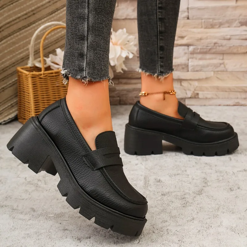 Round Toe Breathable Leather Plus Size Classic Designer Simple Wardrobe Staple Premium Comfortable New Women's Loafers