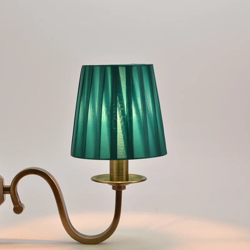 Compact Clip-On Lampshade - Distinctive Design for Table or Wall Lighting