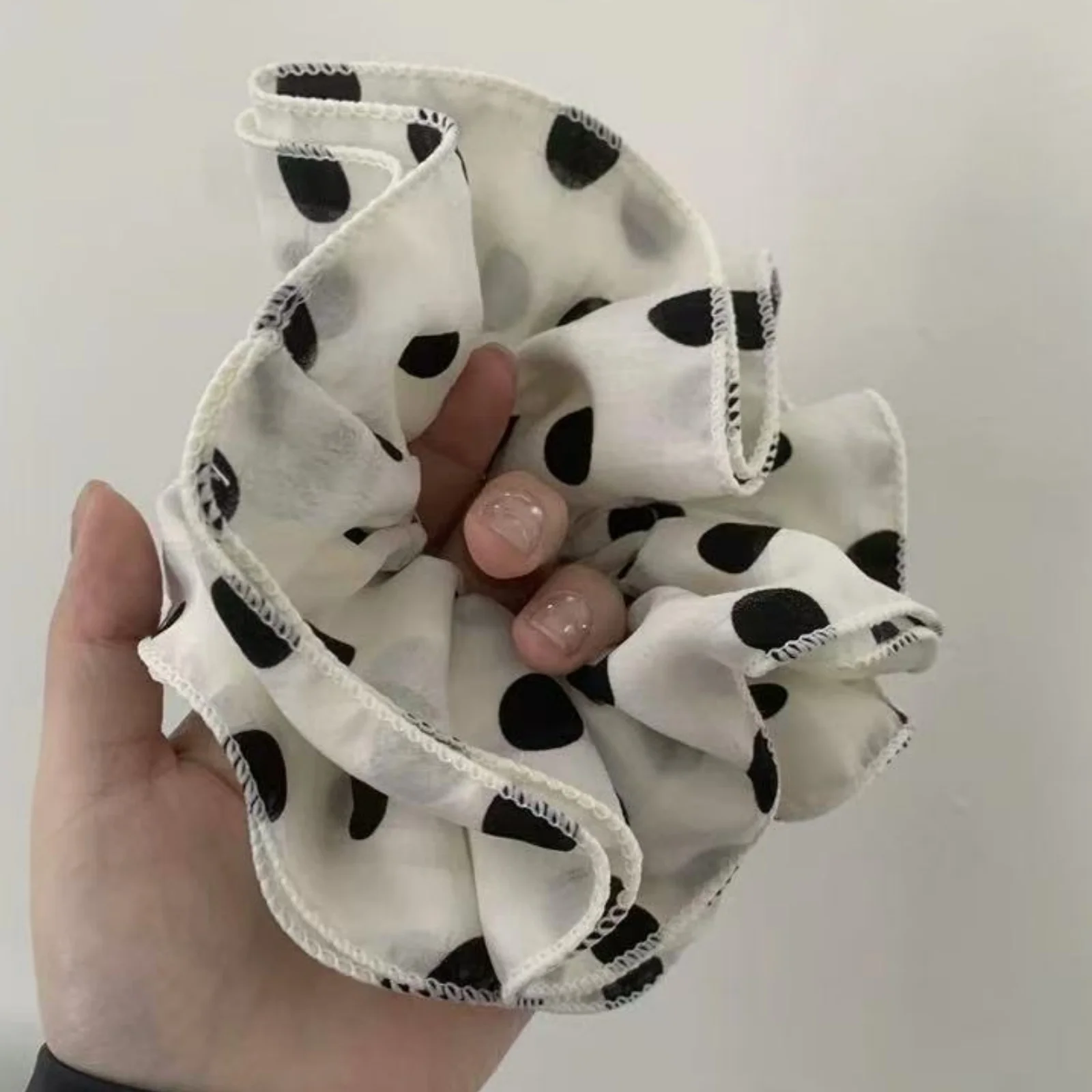 1PC Polka Dot Chiffon Scrunchies Set, 2 Pcs Black & White Hair Ties, Elegant Hair Accessories for Women and Girls