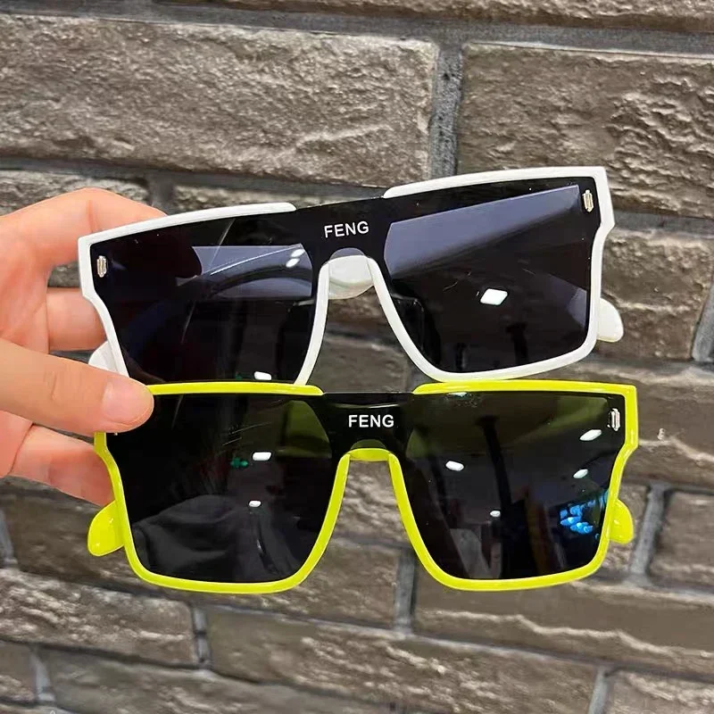 

2023 Luxury Brand Versized Sunglasses Man Woman Fashion Rimless Vintage Square Sun Glasses Eyewear Design UV400 Female Shades