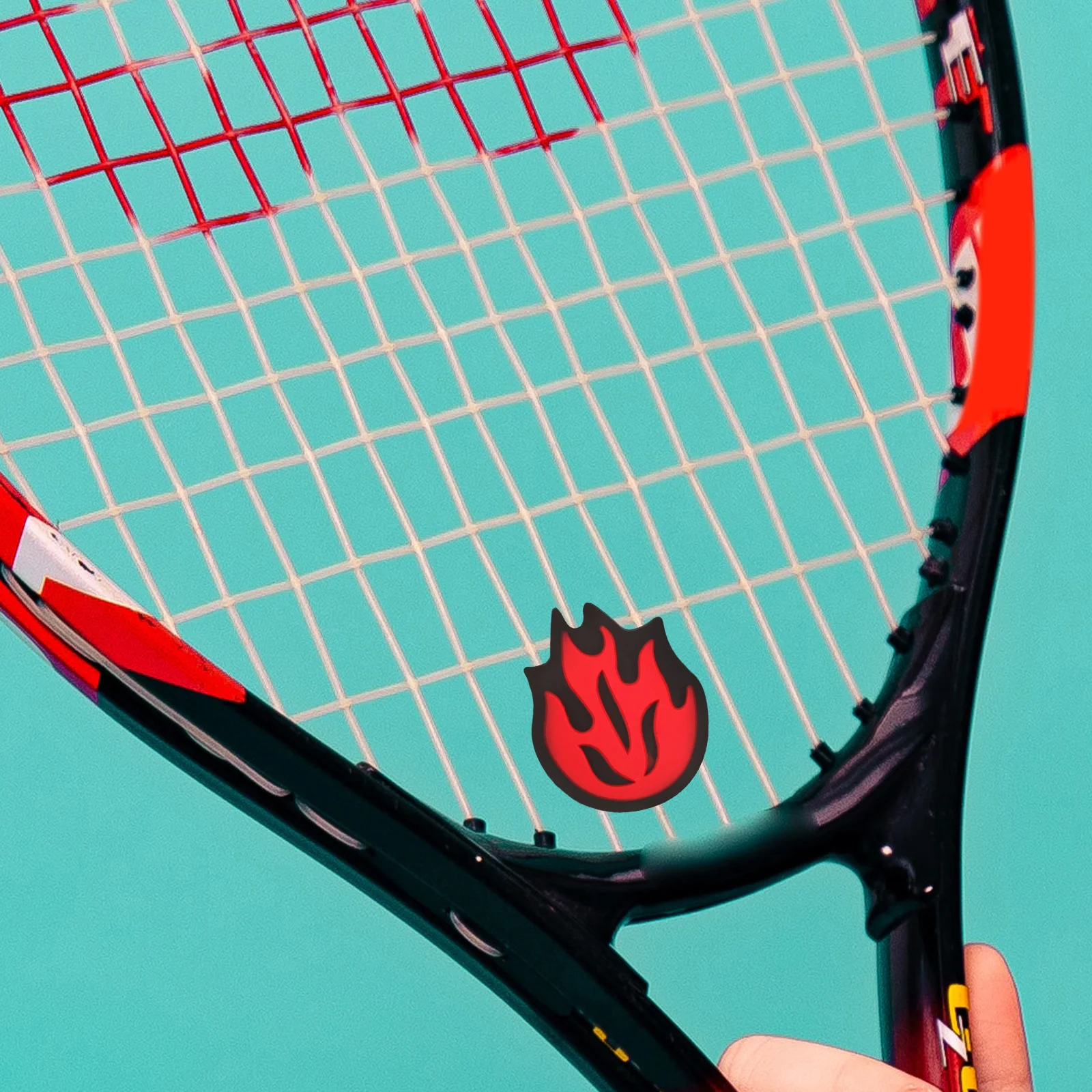 

Спортивное оборудование для тенниса и ракетки