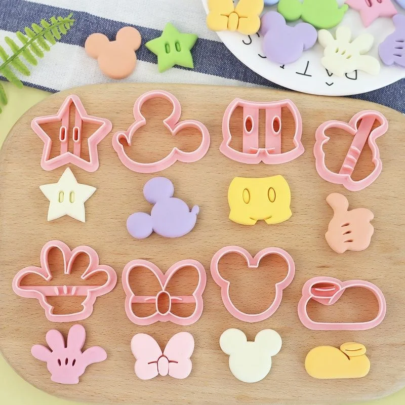 Kit Emporte-pièces Disney Mickey Minnie - Pâtissez avec Magie