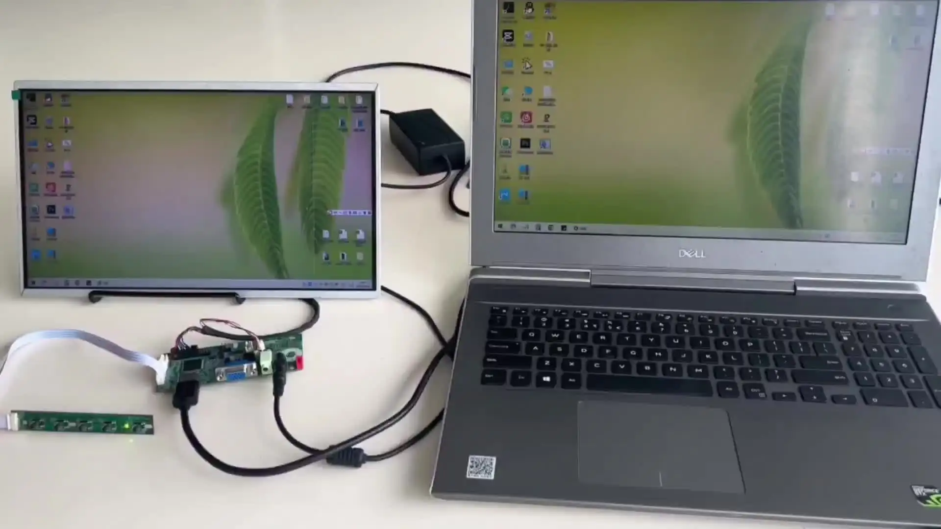Kit Scheda Controller Universale Per LCD 17.3″ N173FGE-L23 – LVDS 40 Pin – Fai Da Te