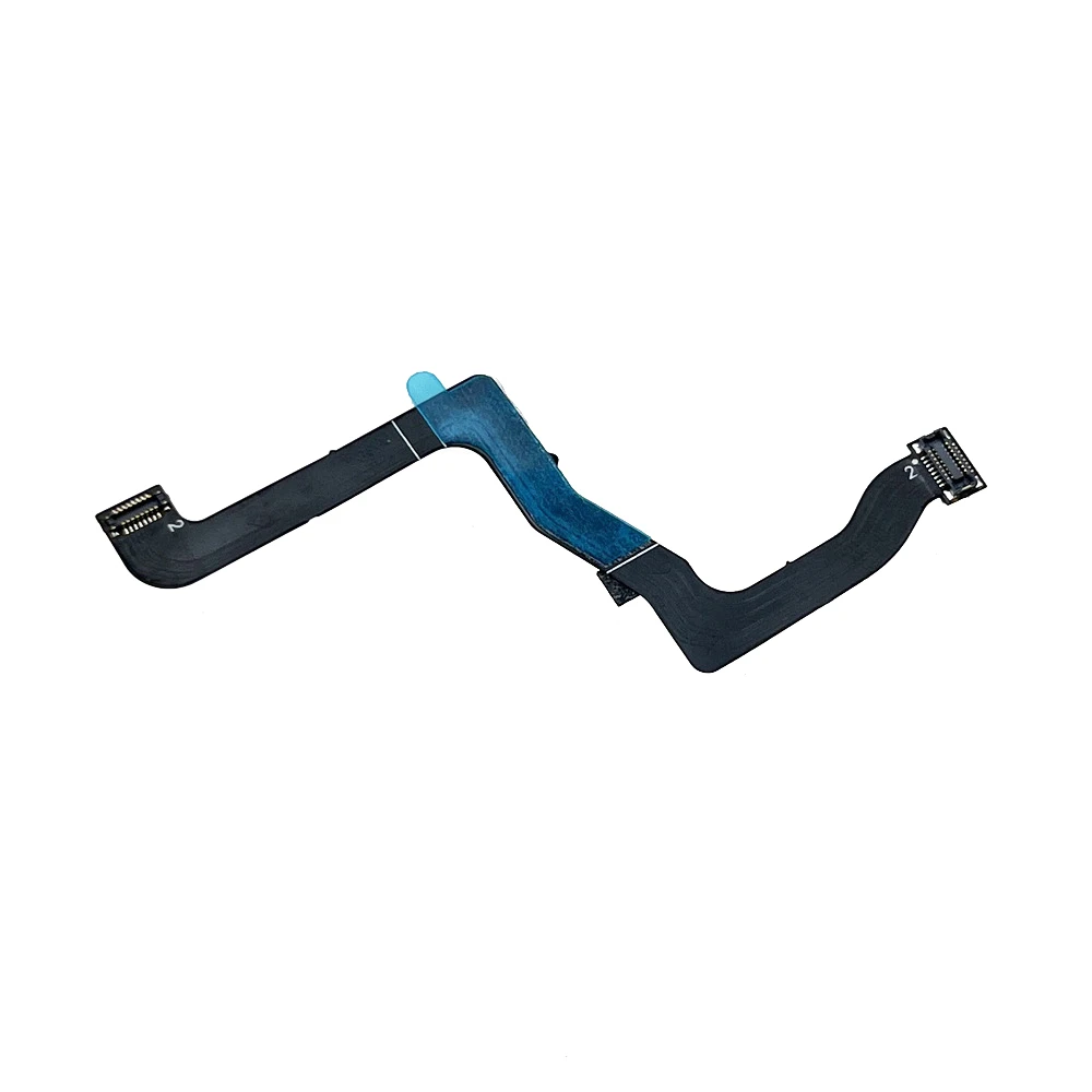 Détail du câble plat cardan DJI FLIP, pièce de rechange drone originale, avec extrémités de connexion précises.