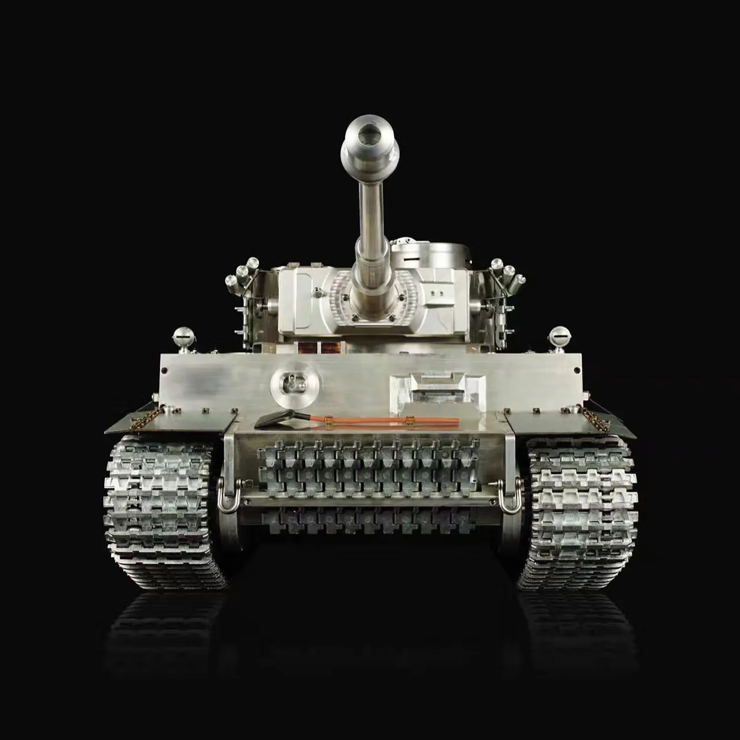 Heng Long 1/6 Full Metal Giant German Tiger I RTR RC Tank 3818 Barrel Recoil BB Shooting Battery Armored Vehicel Toy TH20188 3