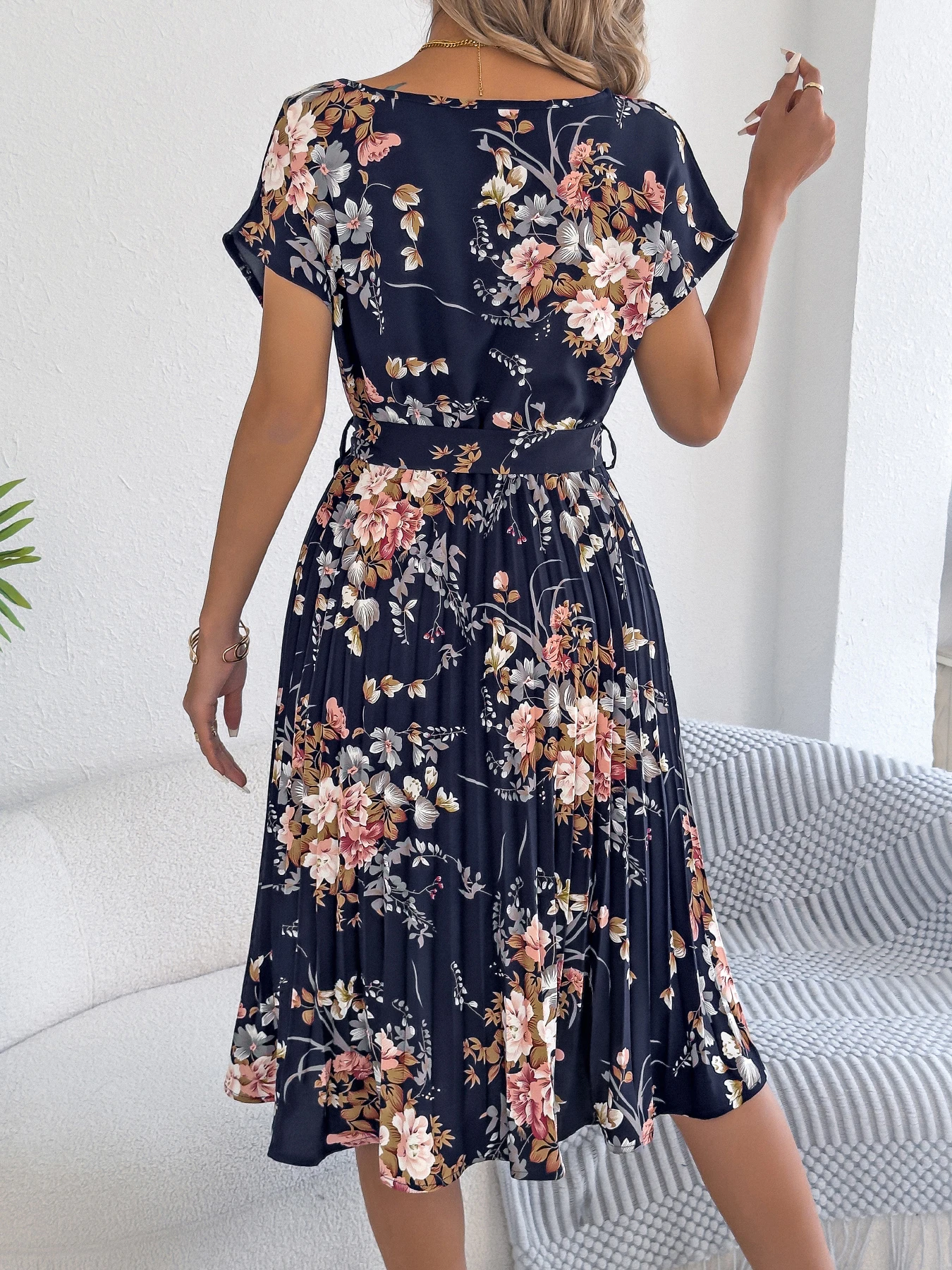 Como Combinar Vestido Plissado Midi Floral