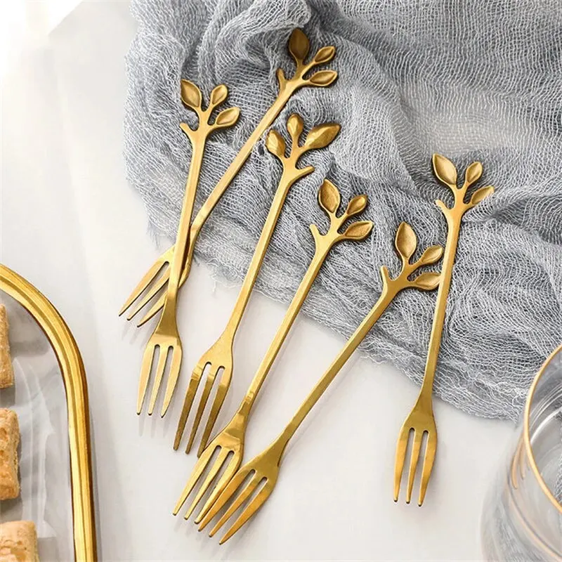 Stainless Steel Fork 6Pcs Creative Stainless Steel Gold Flatware Fruit Fork Dinnerware Appetizer Snack Dessert Fork Kitchen Tableware Leaf Shape