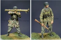 1:35 Ratio Die-cast Resin 2  Soldiers 2 Figures Need To Be Assembled and Colored By Themselves 1