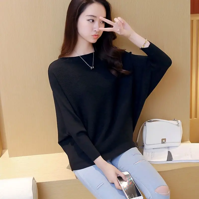 thumbnail image 1 of Suéteres de primavera y otoño para mujer, camisetas de murciélago, prendas de punto de cuello de una línea, jersey de mujer, top holgado de manga larga de color sólido, 1 of 5