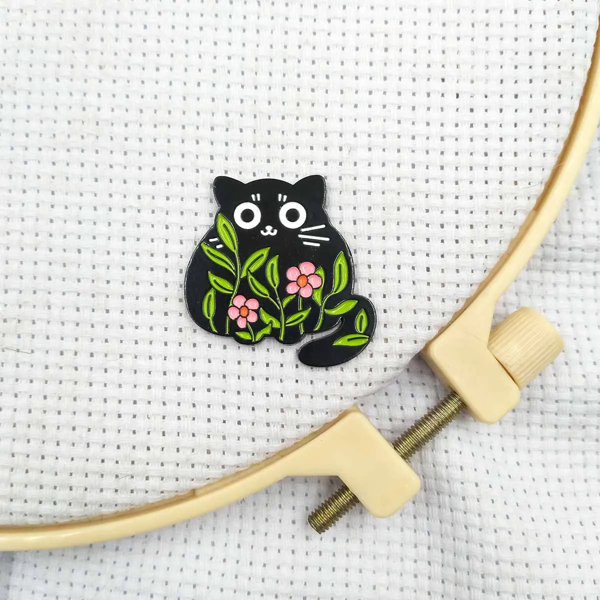 Flora Flat Cat