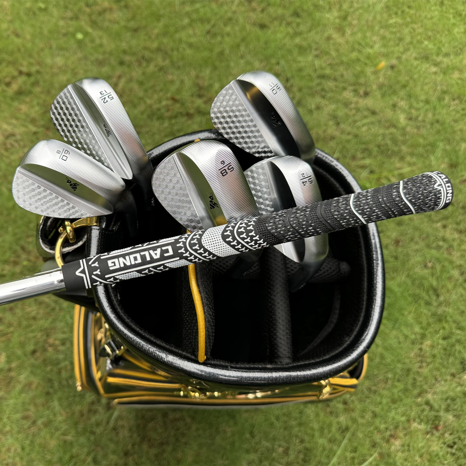 カロング鍛造シルバーゴルフウェッジ、スチールシャフト