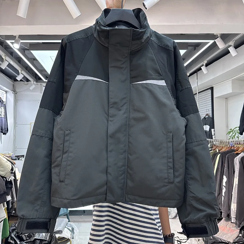 

Stand collar jacket