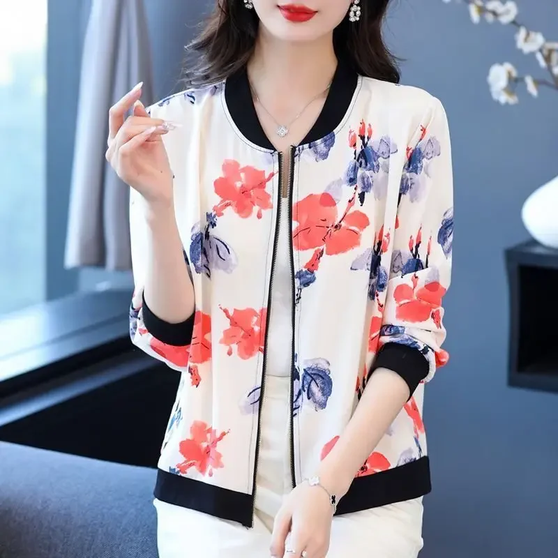 

2024 New Large Ice Silk Sunscreen Baseball Coat Women Summer Thin Coat Sun Protection Uniform Korean Fashion Cardigan Z993