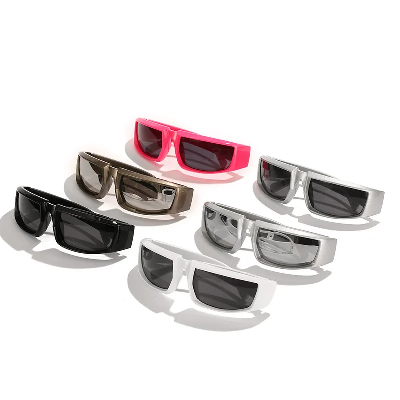 The “Millionaire” Sunglasses in Punk Pink