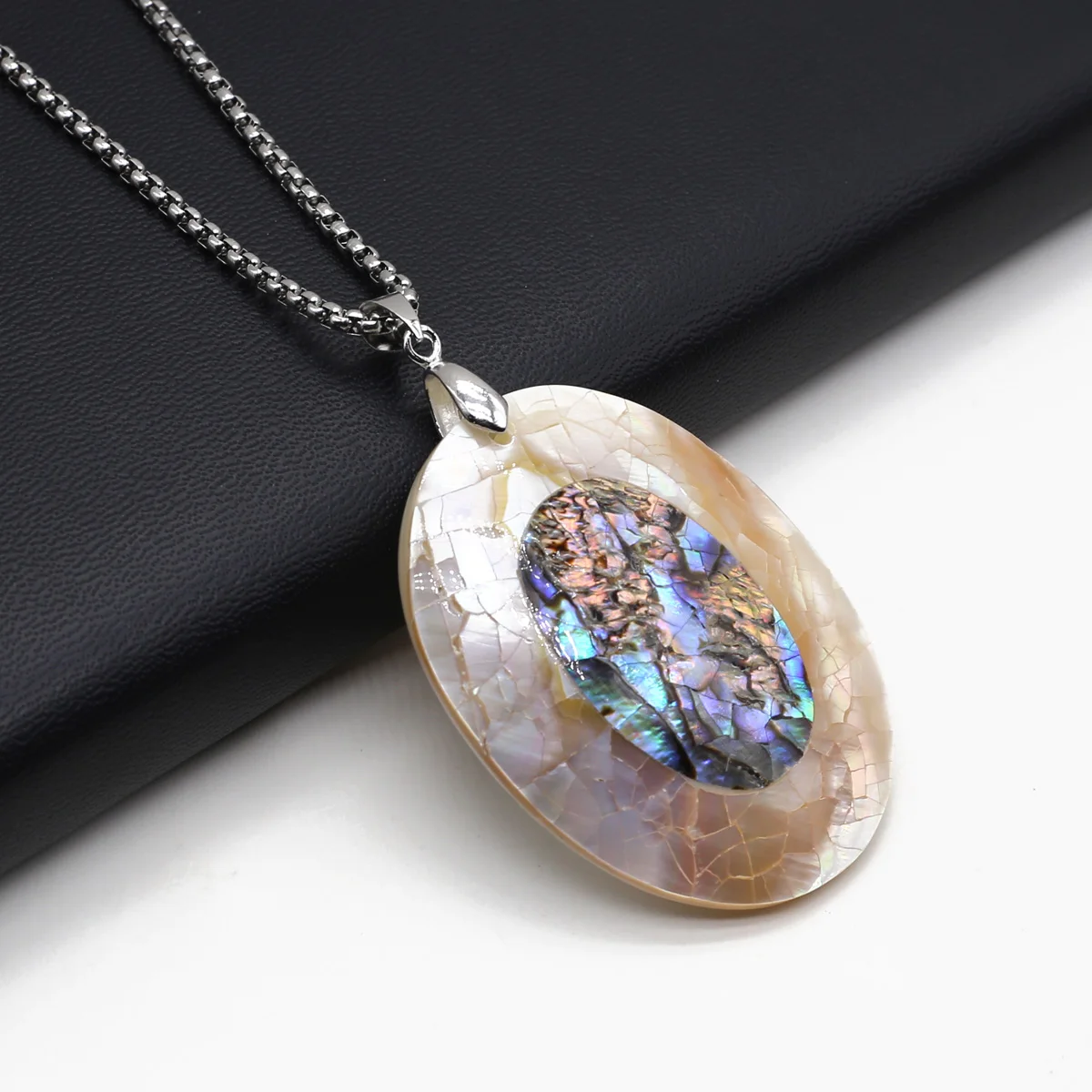 Natural White Shell Pendant Necklace Oval Shape Natural Abalone Shell