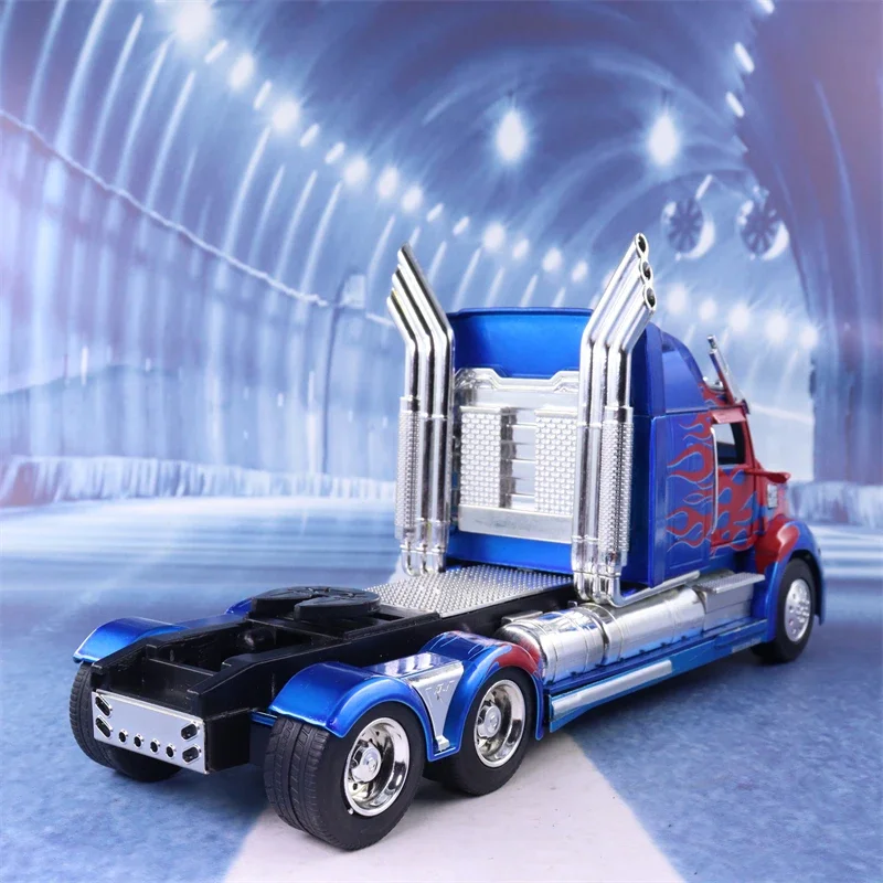 1:24 Transformers Optimus Prime Western Star 5700XE Phantom