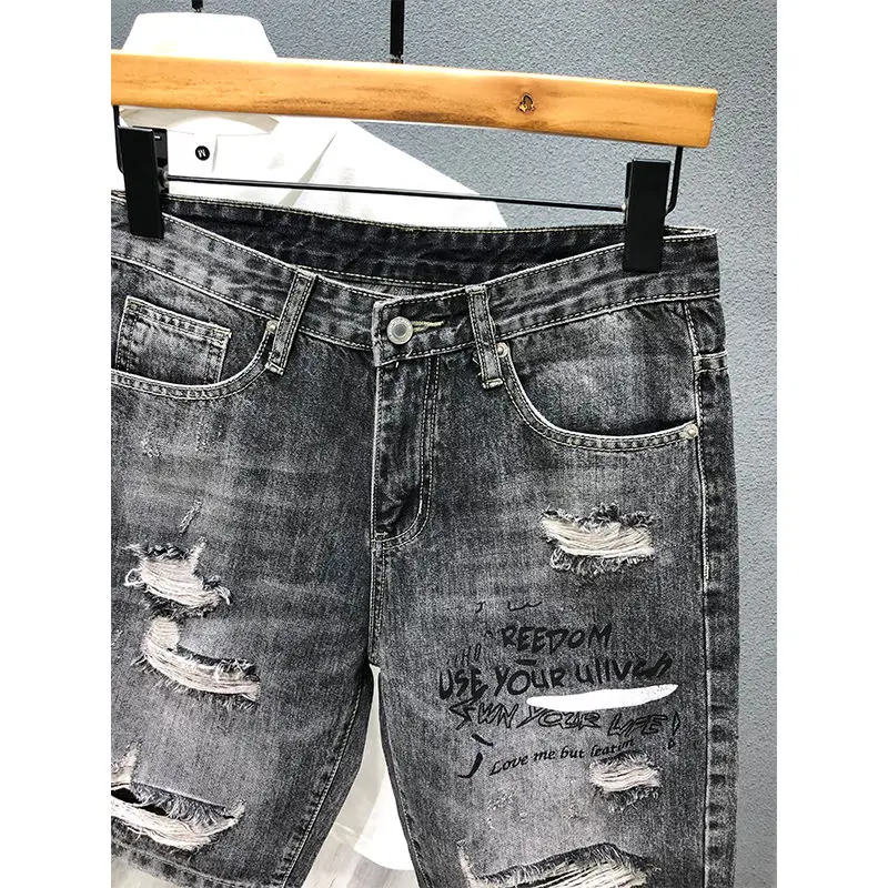 Harajuku New Casual Summer Short Jeans Ripped Hole Luxury Cargo Designer Knee Length Mens Denim Cotton Loose Black Grey Shorts