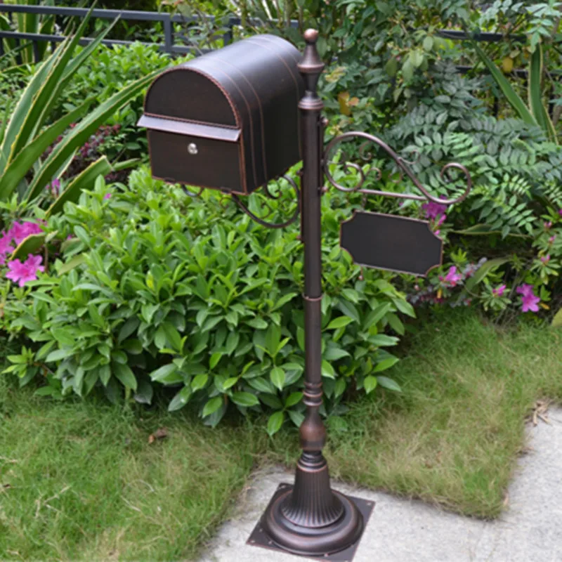 European Retro Mailbox Outdoor Villa Community Garden Letter Box Wrought Iron Outdoor Rain-Proof Inbox